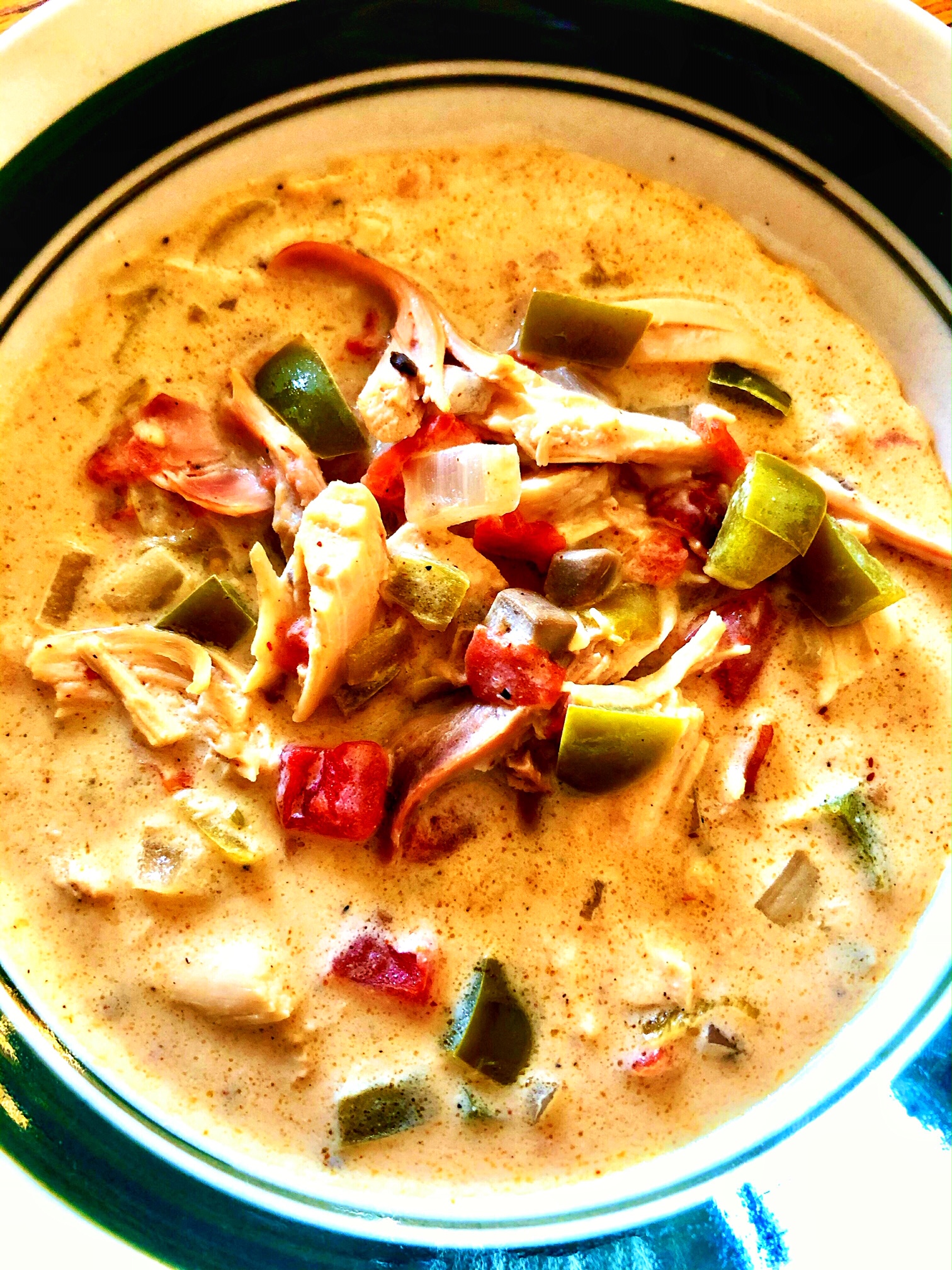 Slow Cooker Creamy Chicken Taco Soup