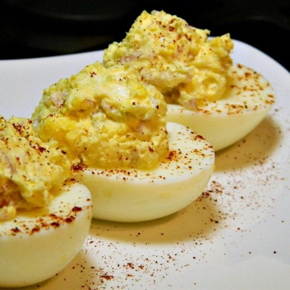 HORSERADISH CREAM CHEESE DEVILED EGGS