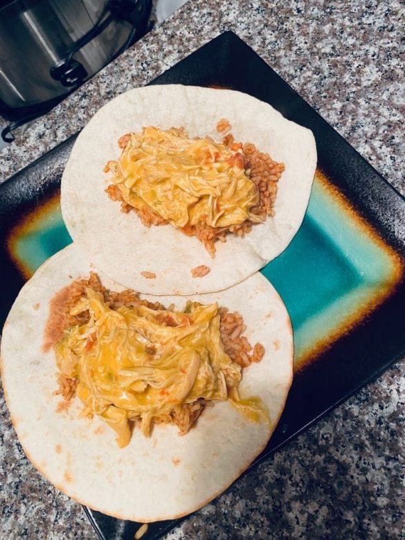 SLOW COOKER QUESO CHICKEN TACOS