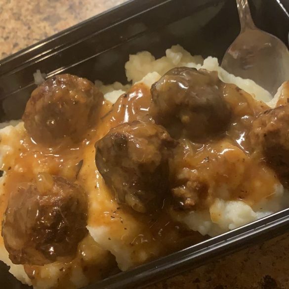Meatballs and Gravy with Onions