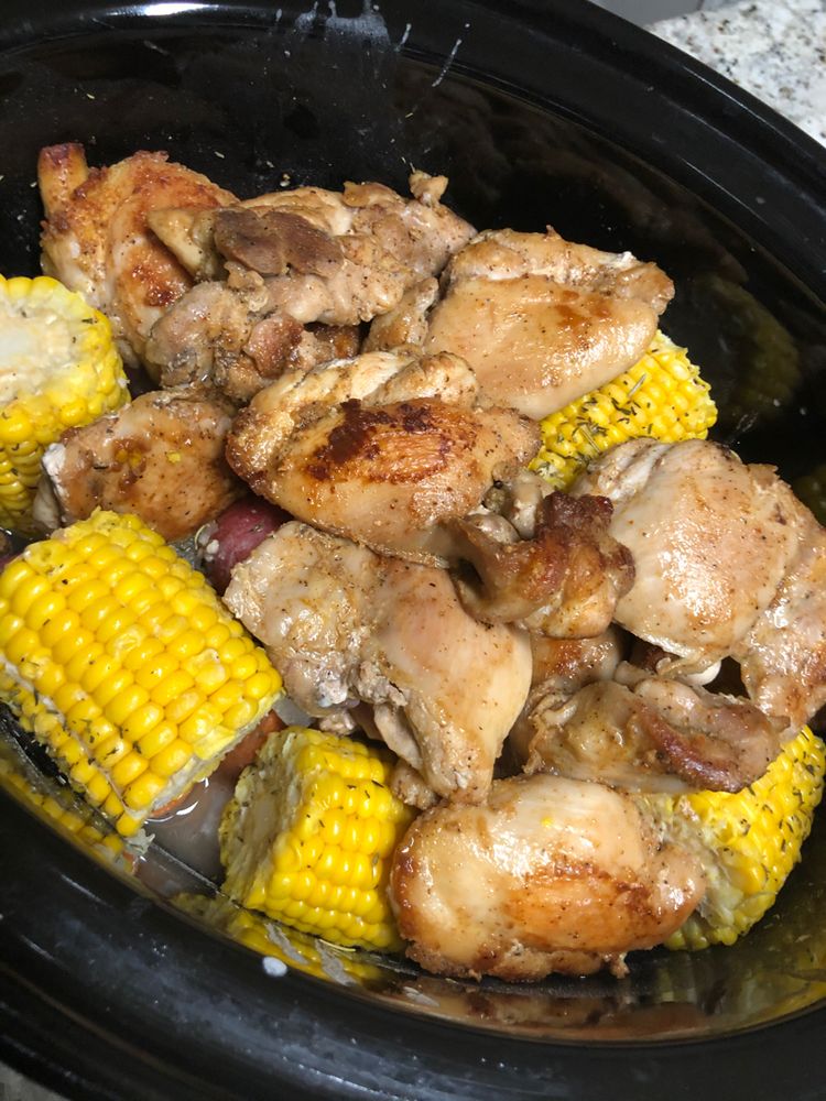 slow-cooker-chicken-thighs