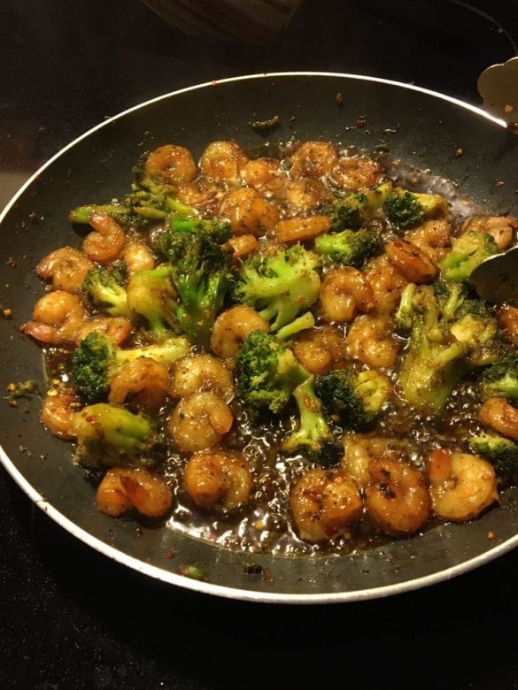 HONEY GARLIC BUTTER SHRIMP & BROCCOLI