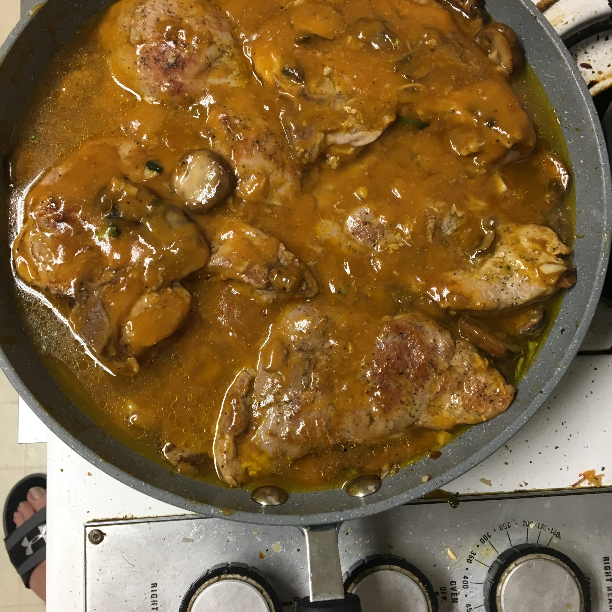 baked pork chops with mushroom gravy