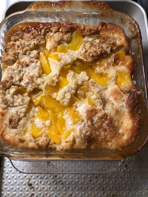 SIMPLE PEACH COBBLER 