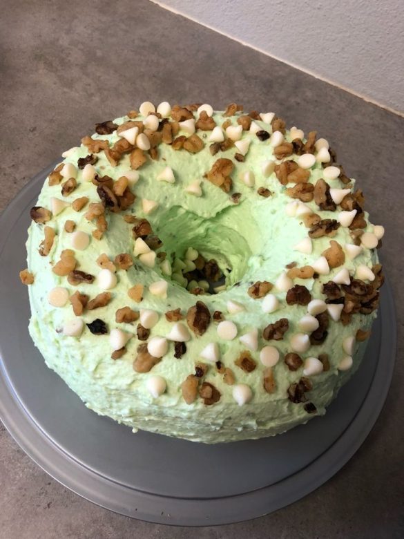 Pistachio Pudding Cake