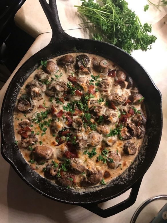 Creamy Garlic Mushrooms And Bacon 8919