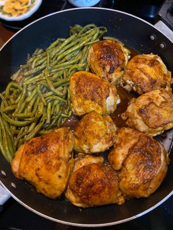 Lemon Garlic Butter Chicken And Green Beans Skillet