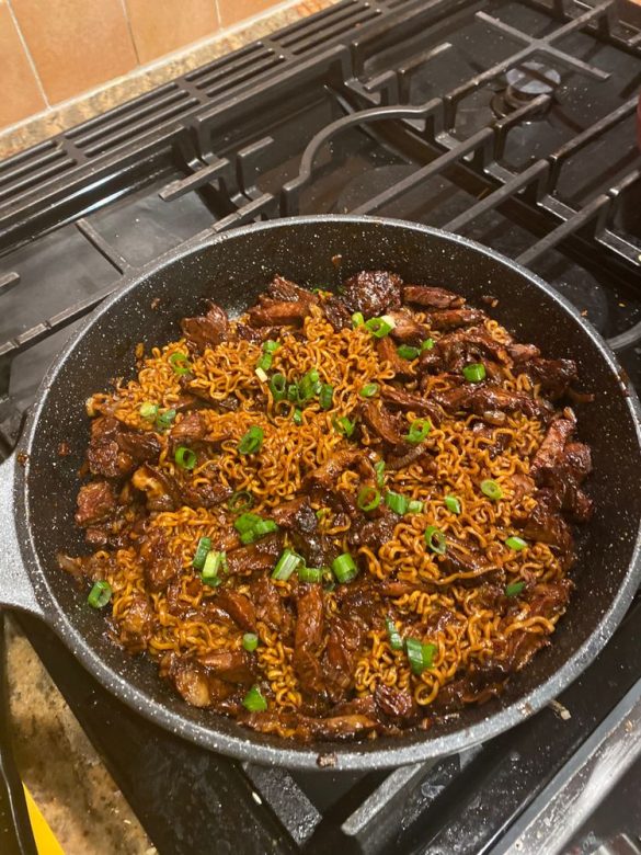 quick-asian-beef-ramen-noodles