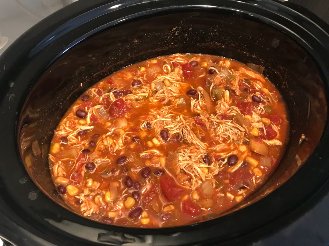 slow-cooker-chicken-enchilada-soup