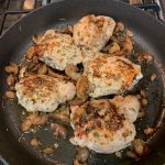 Garlic chicken thighs with mushroom