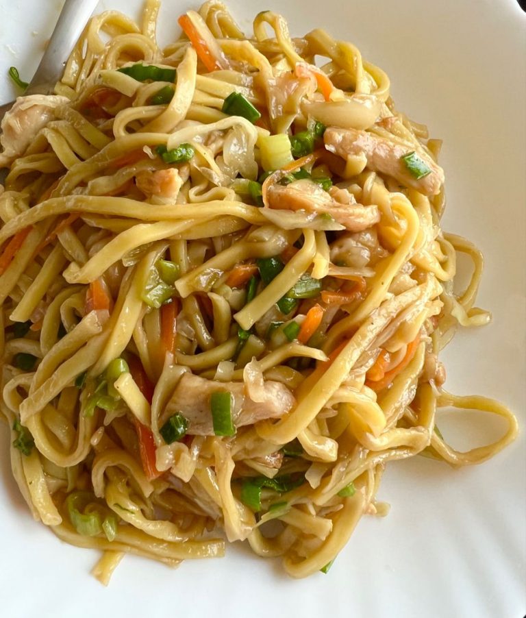 CHICKEN CHOW MEIN WITH THE BEST CHOW MEIN SAUCE