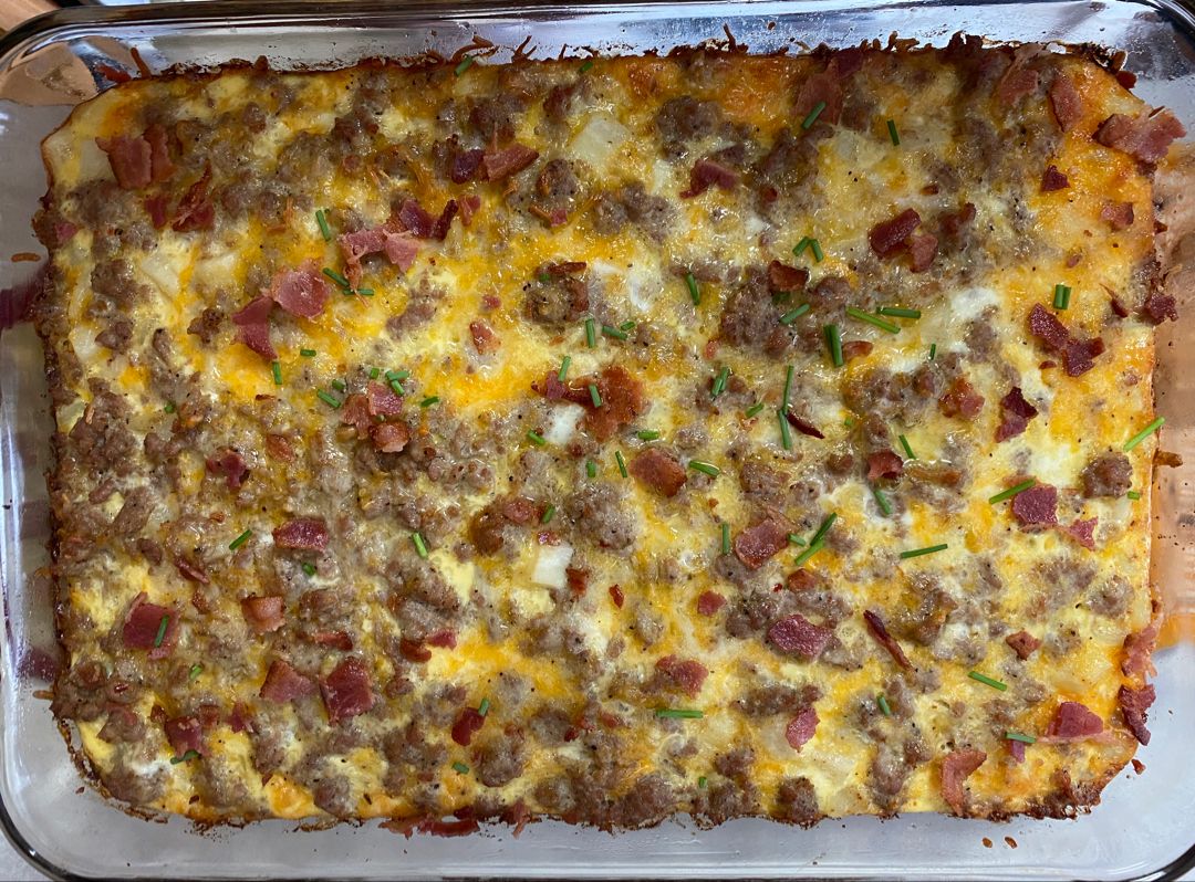 CHRISTMAS BREAKFAST SAUSAGE CASSEROLE
