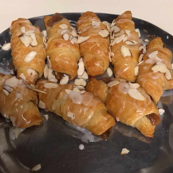 ALMOND STUFFED CRESCENT ROLLS